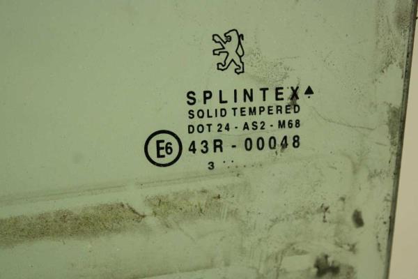 VITRE AVANT GAUCHE PEUGEOT 1007 - Vue 2